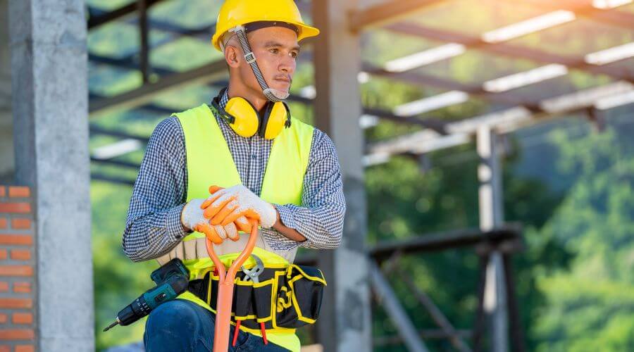 Professional gutter cleaning in Horseshoe Bay, TX